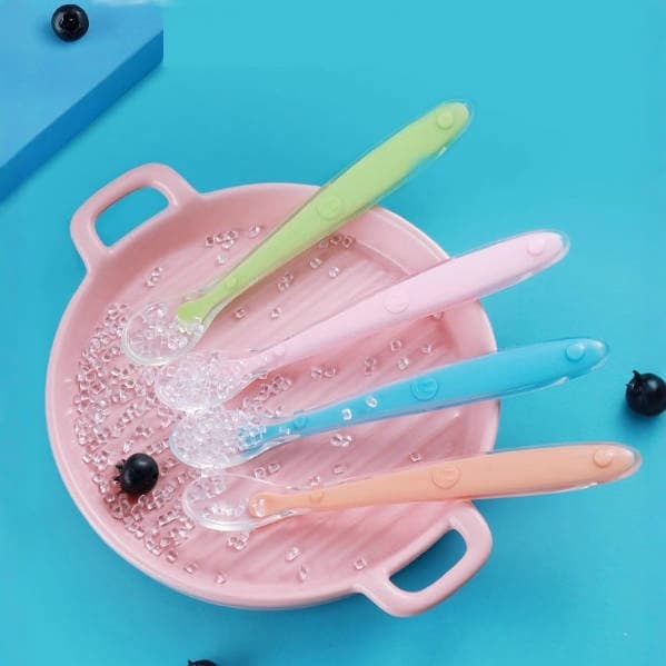 Factory direct sales baby silicone spoon children training spoon baby feeding silicone soft head spoon baby spoon