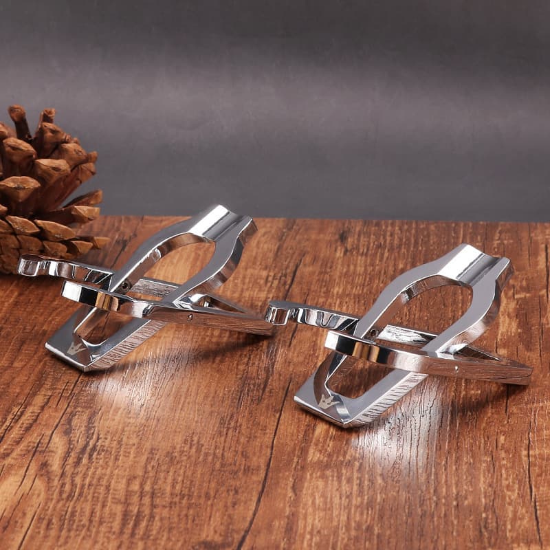 Stainless Steel Metal Pipe Stand Smoking Accessories Wholesale Crown Logo Pipe Display Stand