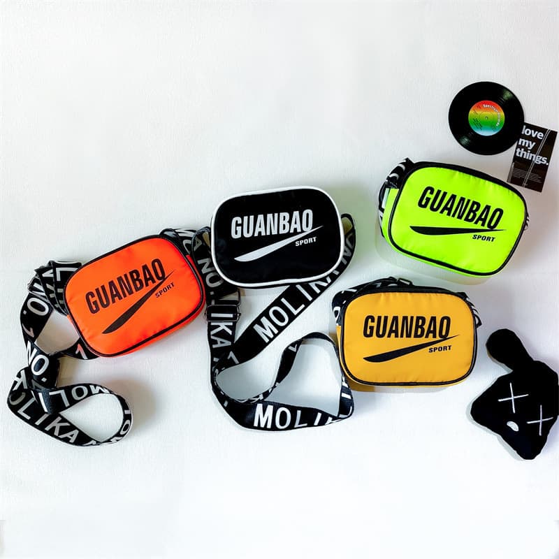 Boys' popular handsome small shoulder bag Korean version new baby casual backpack 2022 new girl's small backpack for going out