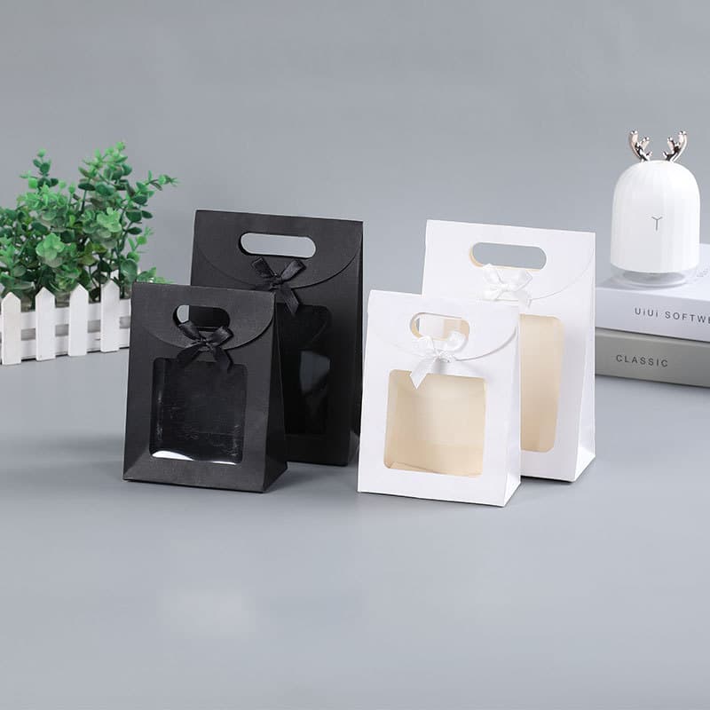Window transparent black and white gift bag birthday gift bag kraft paper bag portable gift bag packaging bag wholesale