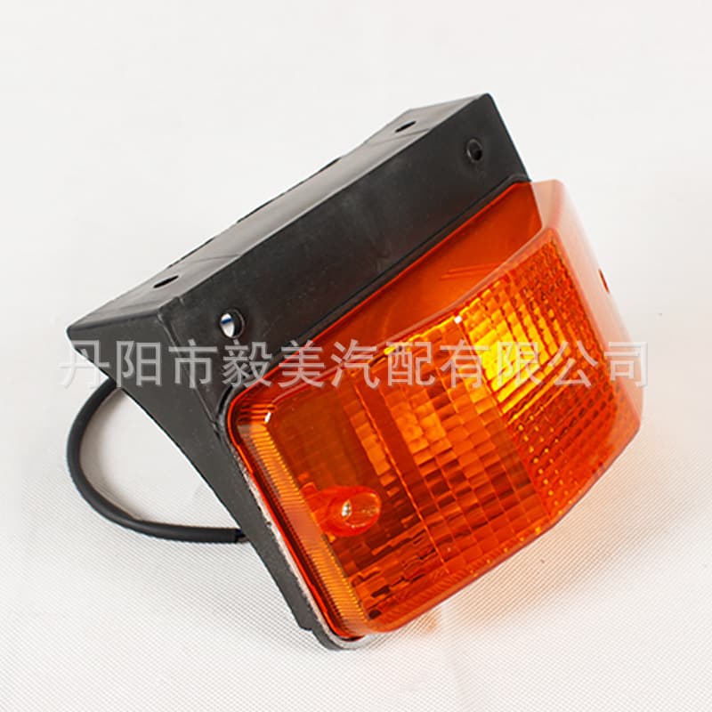 Wholesale Multi-Specification Car Truck Side Lights Factory Supply for Mitsubishi Nissan Side Lights