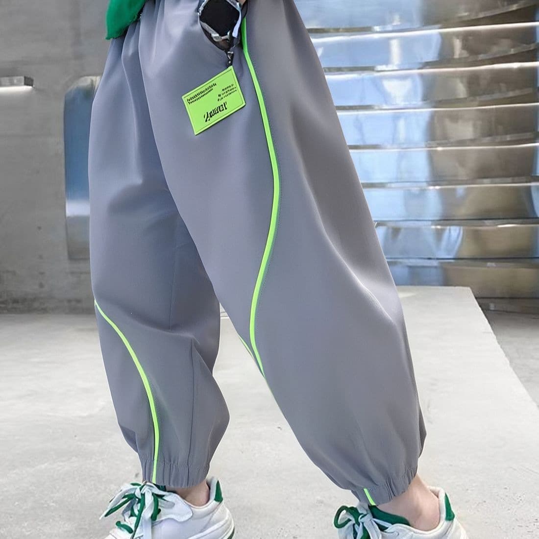 Children's new summer quick-drying thin silk skating cool silky four-way elastic casual pants soft and thin for big children