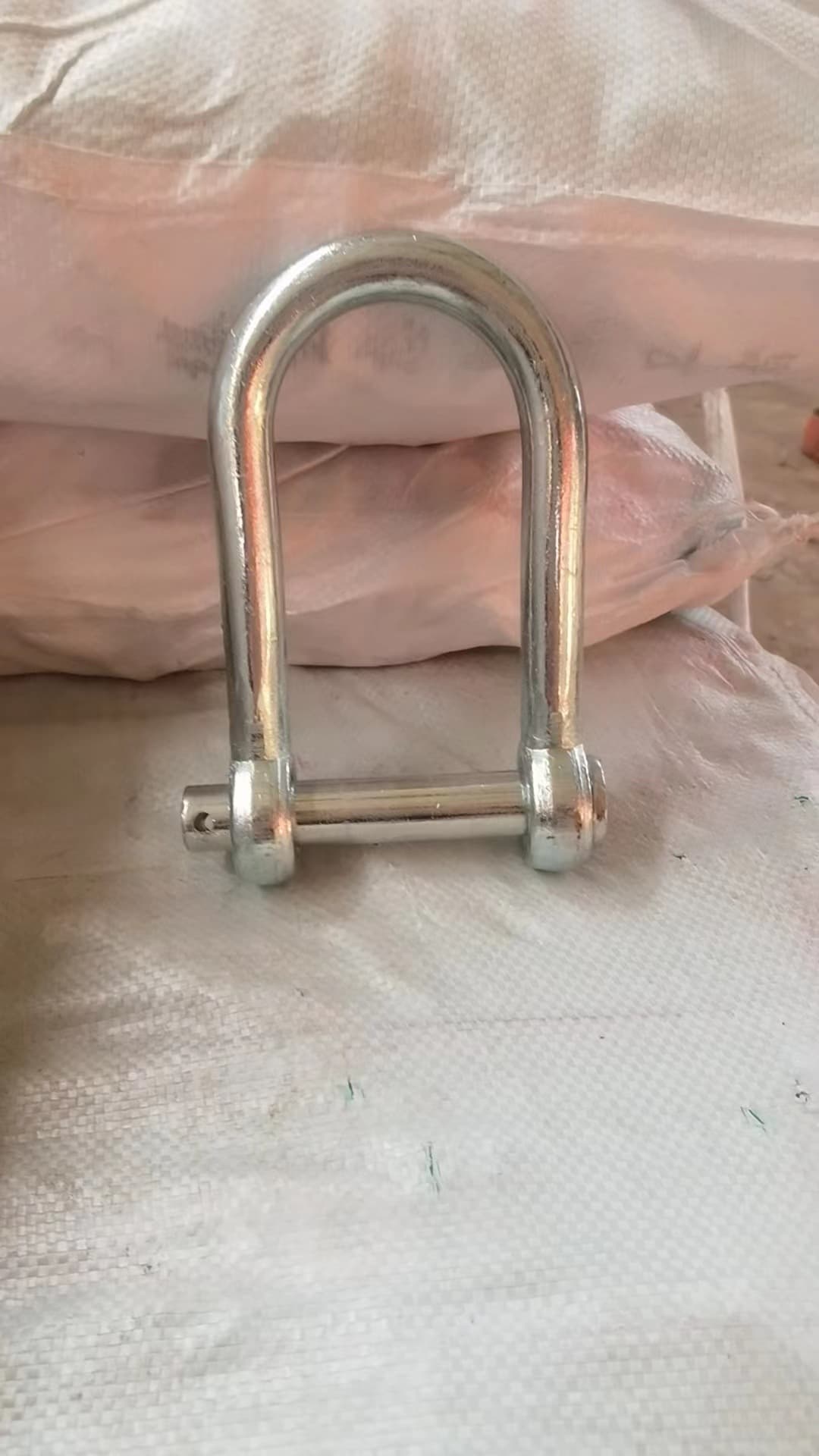 Special-Shaped Lifting Buckle Enlarged and Widened D-Type U-Type Shackle Suction Cup Magnetic Lifting Accessories Lifting Ring High Strength Large Opening Shackle