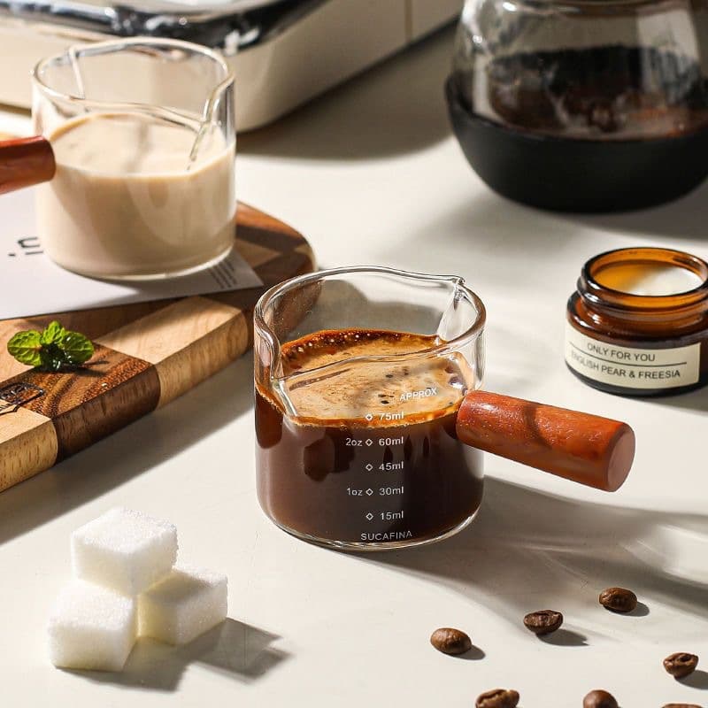 Glass Mini Milk Pitcher with Wooden Handle, Double Spout, Scale, Borosilicate Glass, Espresso Cup
