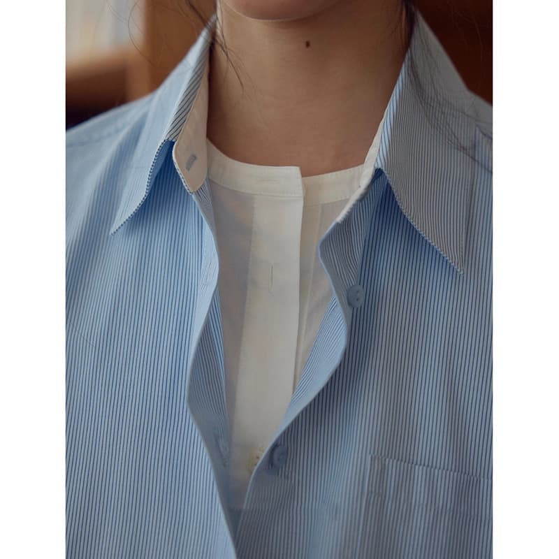 Ready-made factory wholesale layered simple yue outfit blue striped fake two-piece shirt for women