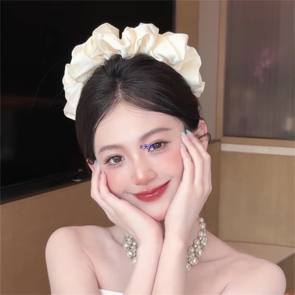 White Satin Scrunchie Hair Tie Korean Bride Hair Accessory Vintage Wedding Decoration