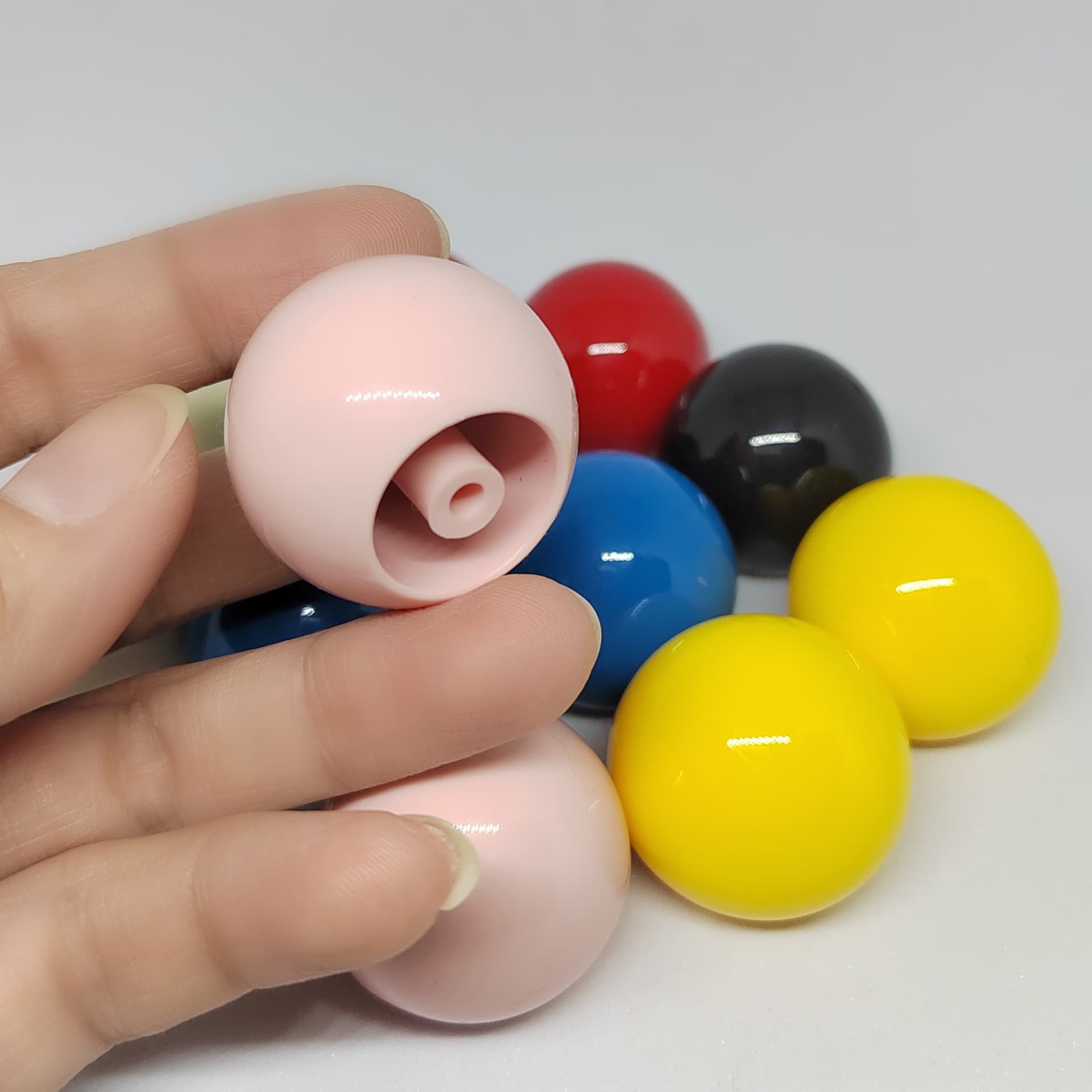 Dopamine-coated UV-coated round beads fruit box lid tissue box clown nose drawer handle storage decoration accessories