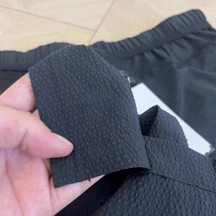 Summer Limited Oakley Quick-Dry Shorts for Men and Women Outdoor Sports Breathable Lightweight Bubble Sand 5-Point Pants