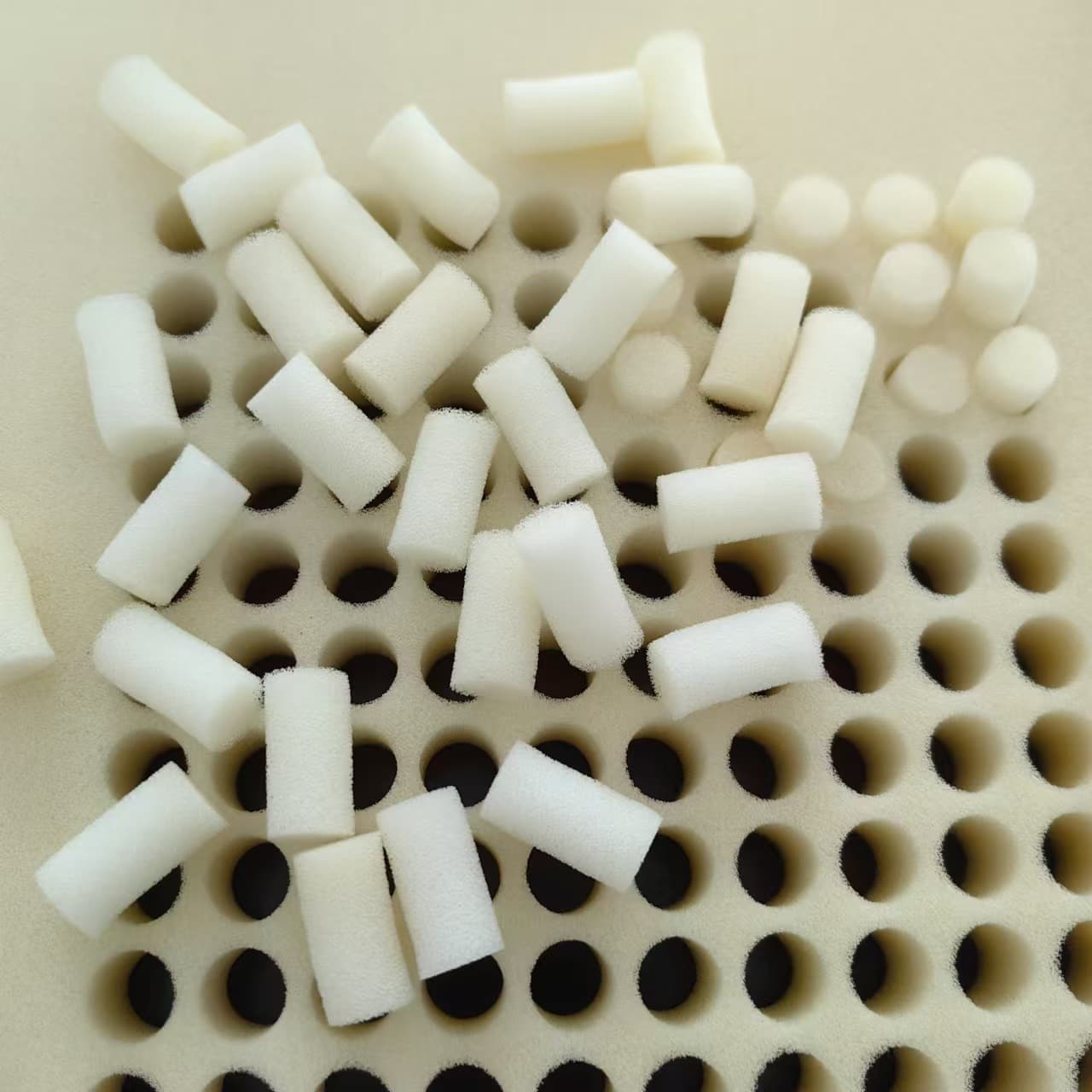 PU foam plug, professional chemical pipeline cleaning sponge rods, underfloor heating pipe cleaning sponges