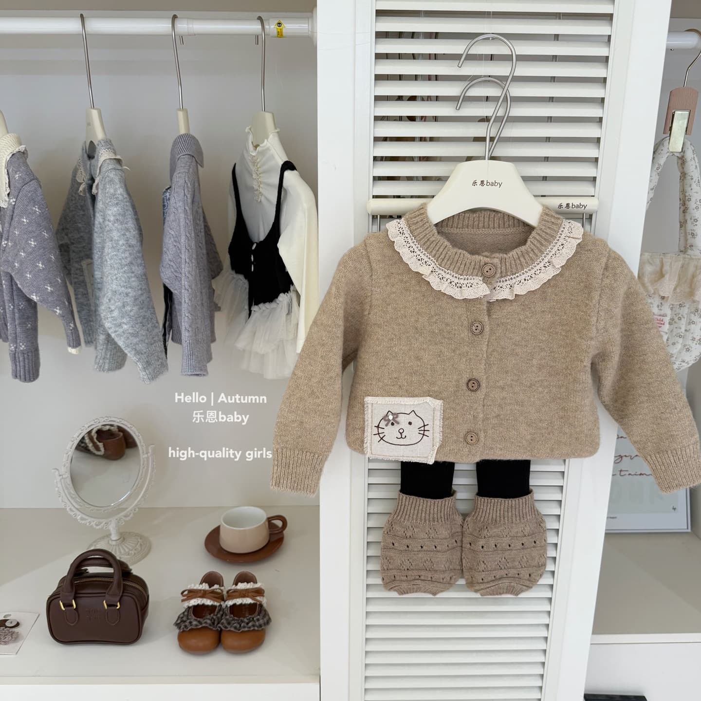 [Leen Children's Clothing] Original design autumn and winter girls' khaki KT cardigan sweater black patchwork khaki knitted pants suit
