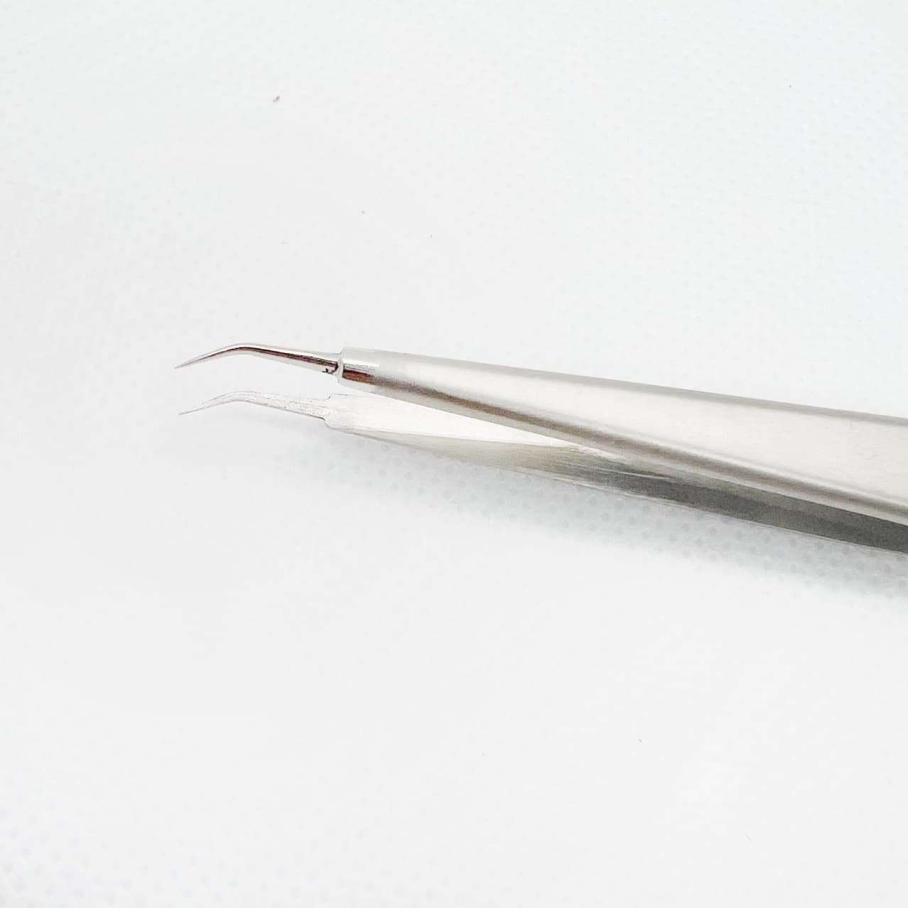 YOUKILOON Hand Polished 3D Tweezers Phone Repair Flying Wire High Precision Extra Sharp Hard Tweezers Anti-Magnetic Clip Eyelashes