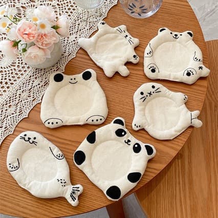Original Ins-style Small Animal Fabric Coaster, Non-slip, Cute for Women, Desktop Cup Mat, Heat-resistant Table Decoration