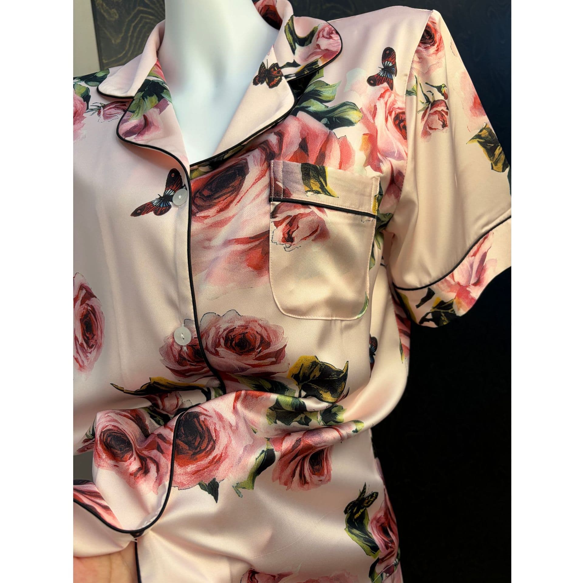 Women's Summer Ice Silk Pajamas Loungewear Factory Hot Selling Large Floral Light Luxury Ice Silk Pajamas for Women Summer Thin