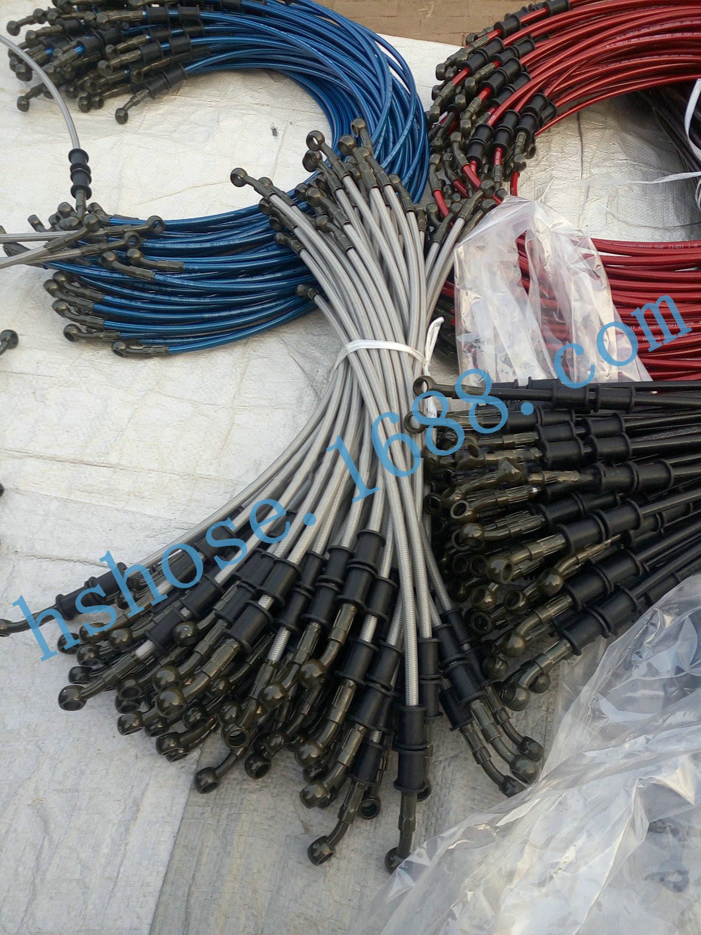 Supply 3.2*7.5mm colored brake fluid pipe, motorcycle oil pipe, electric vehicle brake pipe, any size available