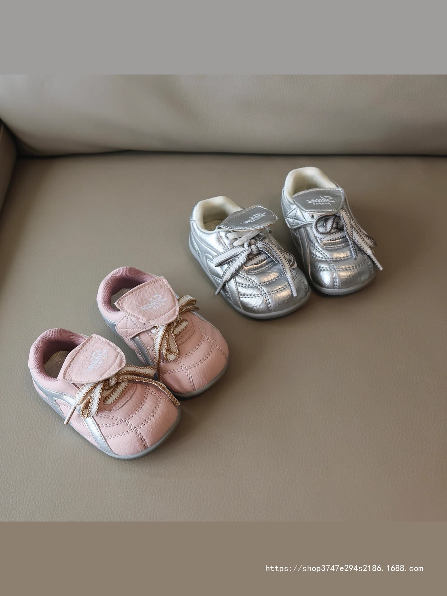 2025 Autumn New Baby Walking Shoes Soft Sole Girls White Sneakers Kids German Training Shoes Boys Casual Shoes