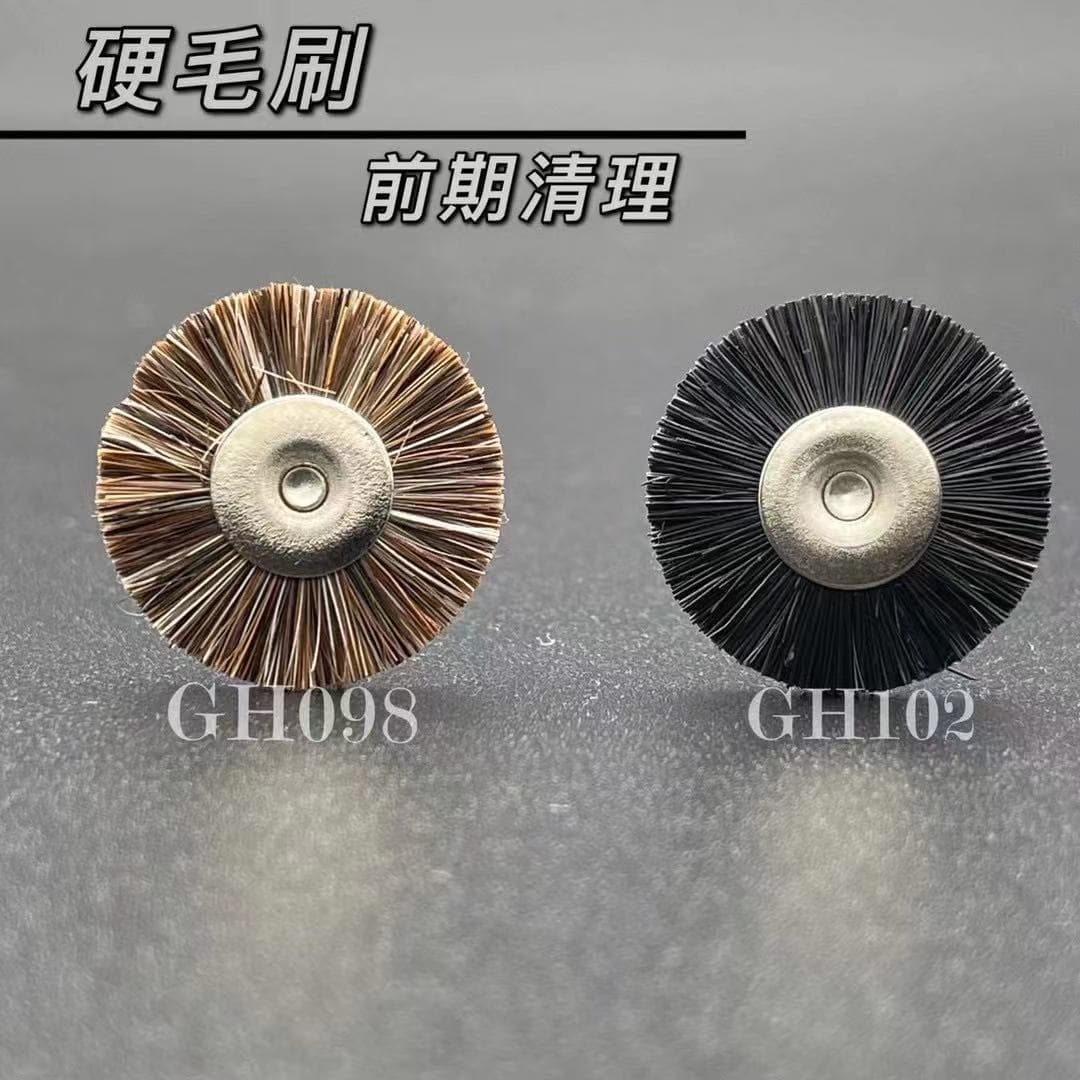 Electric polishing and grinding head for brushes, bowl brushes, bristle brushes, T-shaped handles, small polishing and cleaning brushes, steel wire and copper wire wheels.