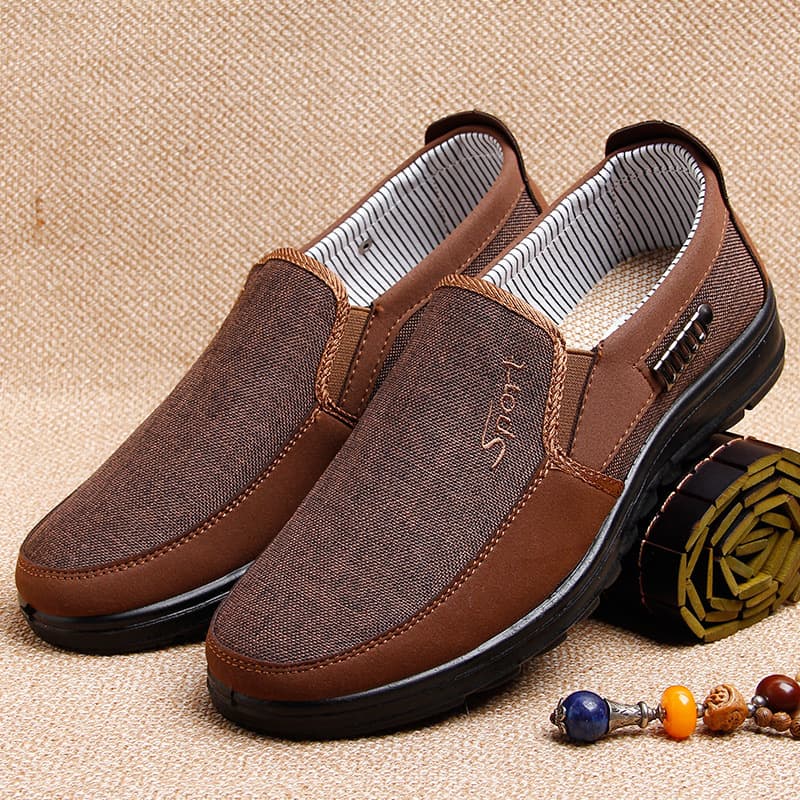 Old Beijing Cloth Shoes Men's 2021 Spring New Low-top Canvas Sports Shoes Elderly Shoes Dad Driving Shoes Four Seasons