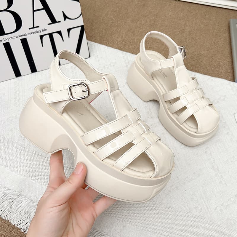 Women's Outdoor Wearable Sandals Increased 9cm Thick Heel Small Size Shoes Covered Head Thin Hollow out Retro Platform Shoes