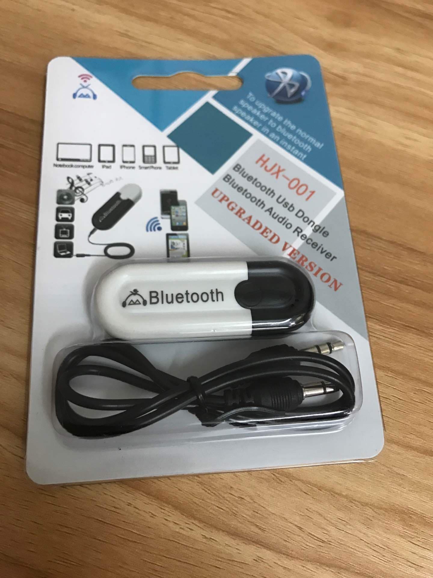Hot-selling Dual Output Bluetooth Audio Receiver USB Wireless Dongle Music Receiver Aux Upgrade Bluetooth Adapter