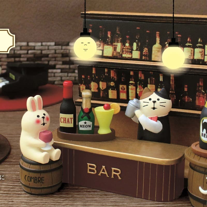 Japanese groceries zakka bar series INS bartender decorative props miniature cat resin crafts ornaments