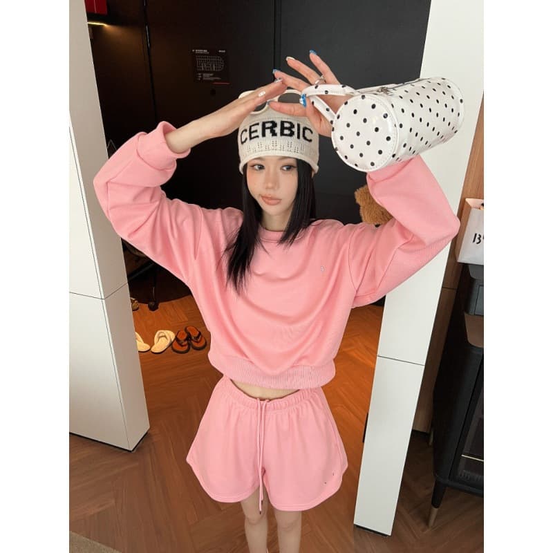 Ni Ni Same Style 26 Spring/Autumn Al 3D Letter Round Neck Sweatshirt Women Casual Versatile Classic Short Top
