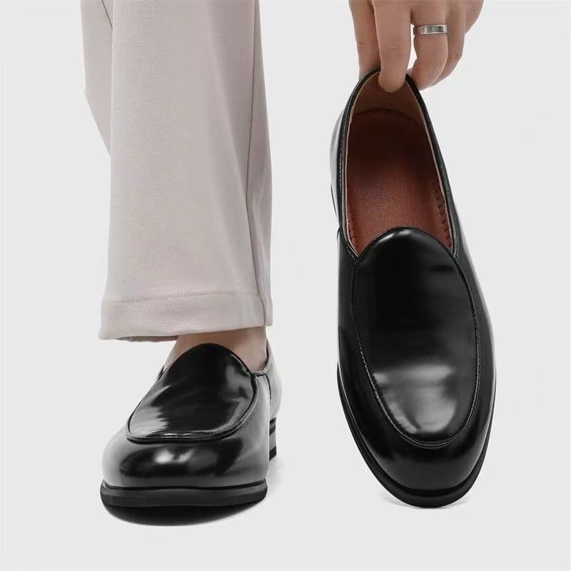 Business formal black patent leather derby men's shoes, 2025 autumn/winter fashion loafers.