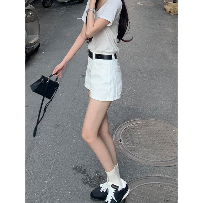 White Anti-Flash Denim Skirt Shorts for Women Summer New Design High-Waist Slimming A-Line Bodycon Short Skirt