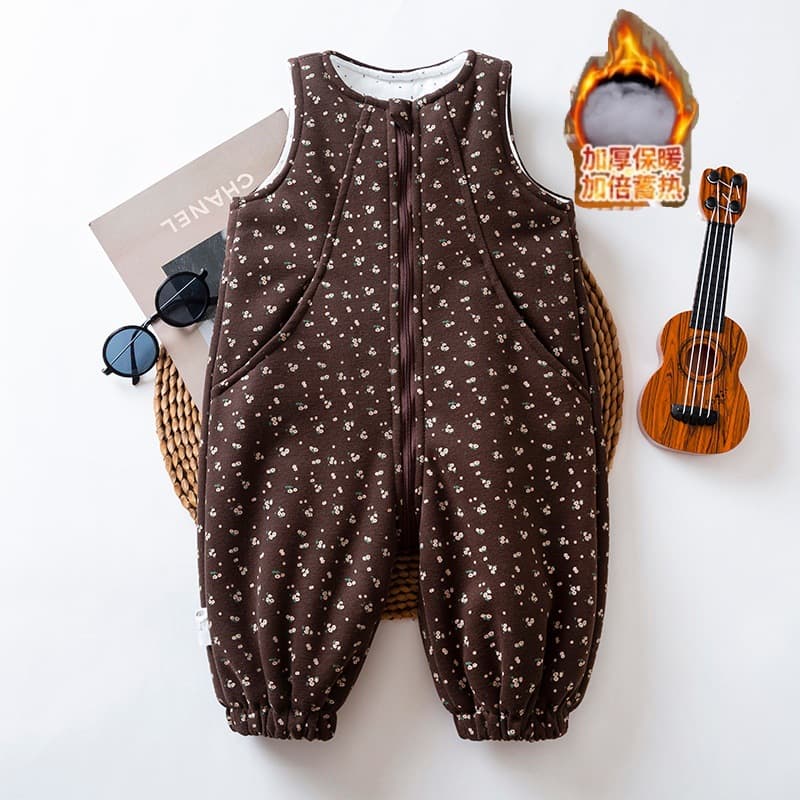 Baby Korean-style Romper for Spring, Autumn, and Winter, Newborn Jumpsuit with Suspenders, New Arrival