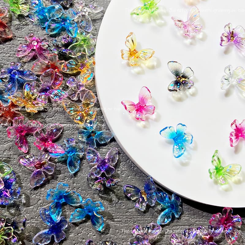 Aurora Symphony Three-dimensional Butterfly Nail Art Accessories Popular Crystal Engraved Ice Transparent Butterfly Wearable Nail Art Accessories