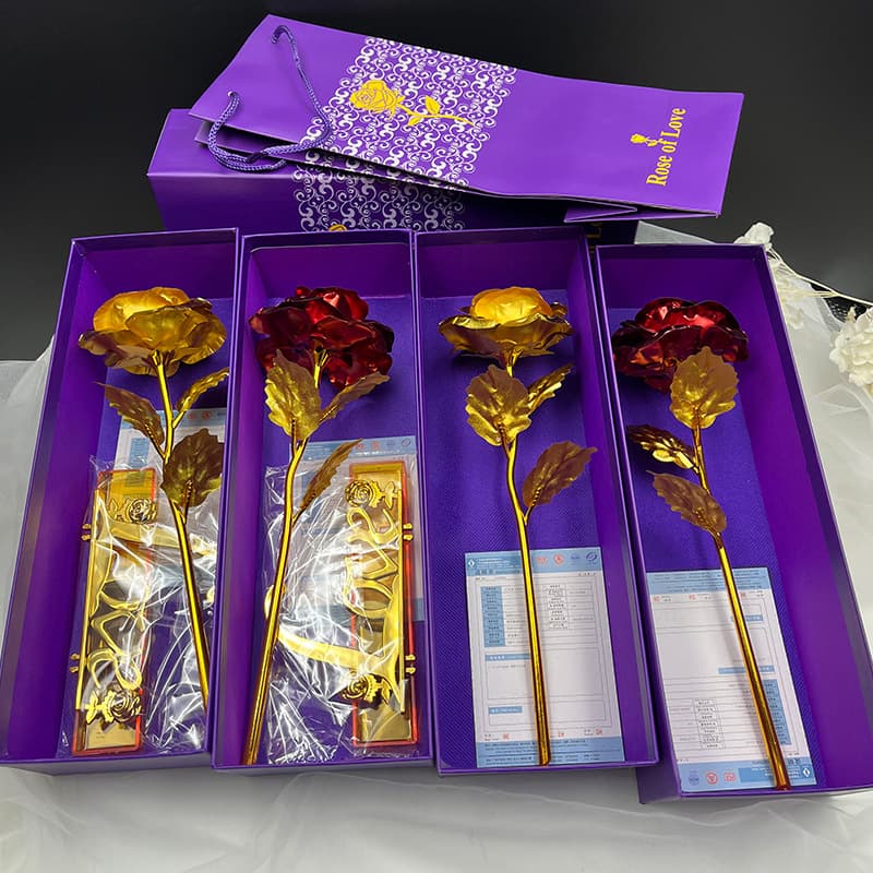 Factory Wholesale Gold Foil Rose Gift Box for Mother's Day, 520, Birthday, Souvenir, Valentine's Day Artificial Flowers for Girlfriend