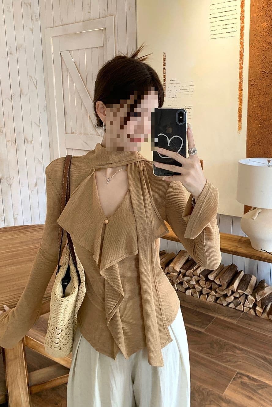 Plus-size women's clothing with design sense, featuring a floating collar and long sleeves, early autumn new style slim-fit slimming top for a niche look.