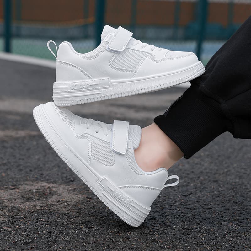 Children's White School Shoes, New Spring and Autumn Breathable Mesh Boys' White Sneakers, Medium and Large Kids' Sports Shoes