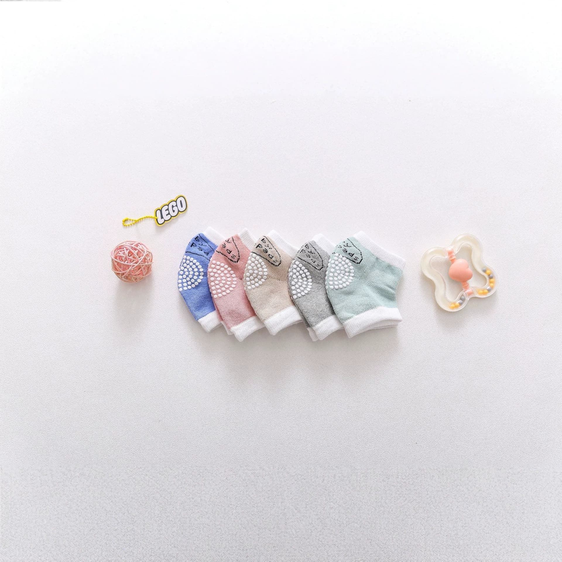 Children's Knee Pad Socks with Anti-Slip Dots, Summer Mesh Breathable Baby Crawling Protector