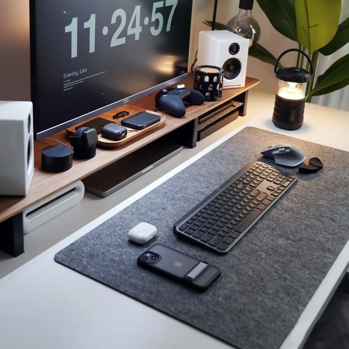 Amazon Drop-Resin Anti-Slip Felt Extra Large Mouse Pad, Computer Keyboard Gaming Desk Mat, Student Desktop Desk Decor
