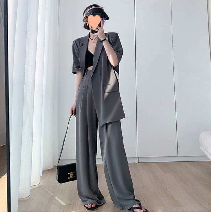 225 Summer New Plus Size Women's Two-Piece Set Short Sleeve Blazer with Wide-Leg Pants Slimming Outfit for Curvy Figures