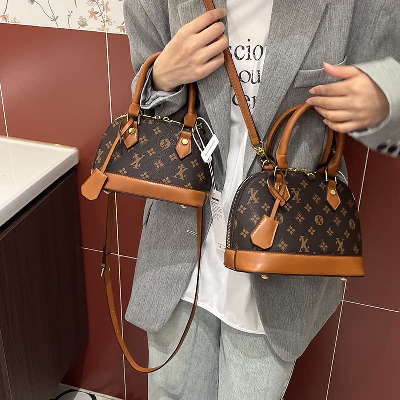 Trendy Cross-Border Fashion Shell Bag Classic Style Niche Print Bags Stylish Shoulder Bag Versatile Crossbody Bag