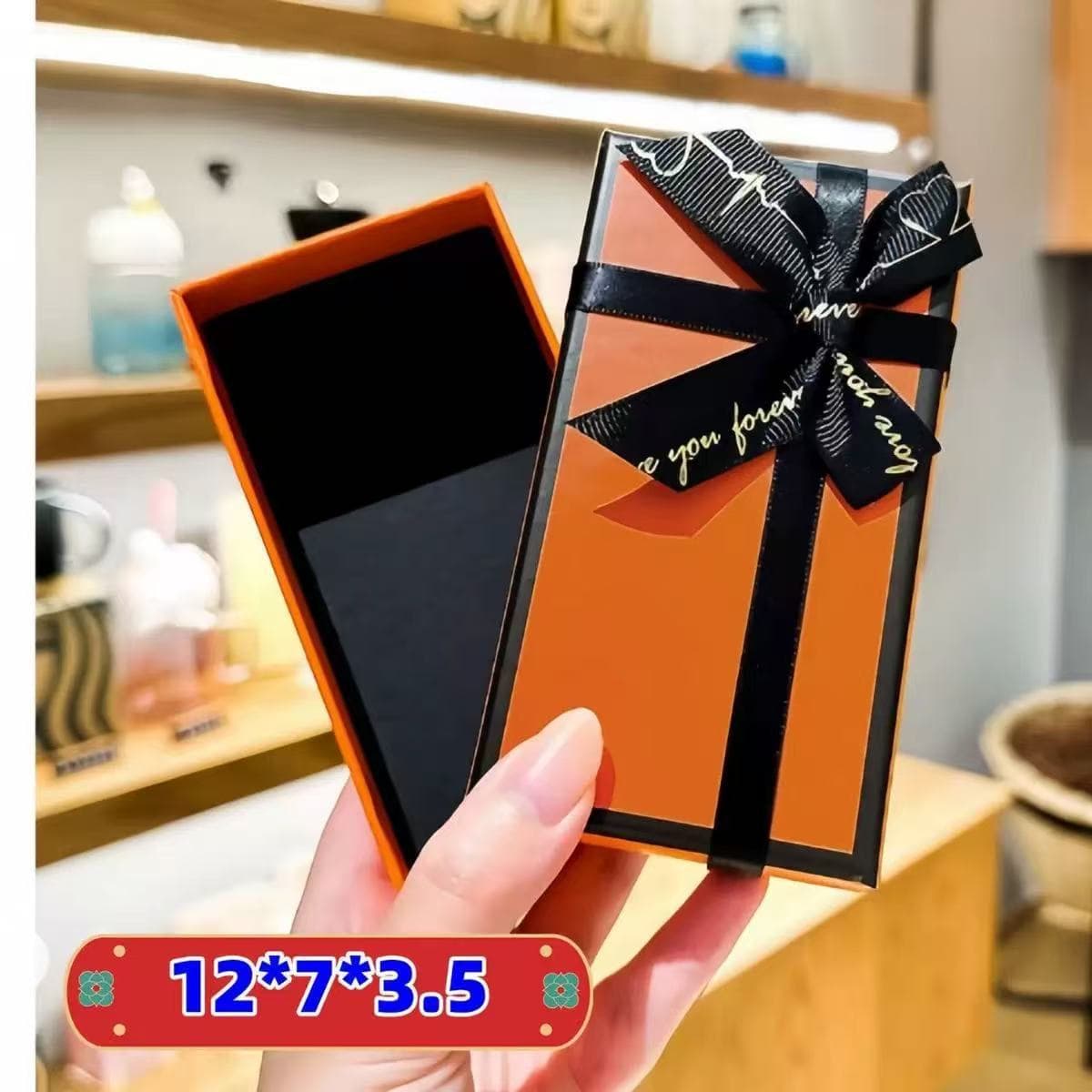 Orange light luxury style gift bag birthday creative keychain gift box high-end ins style gift for girlfriend ins style