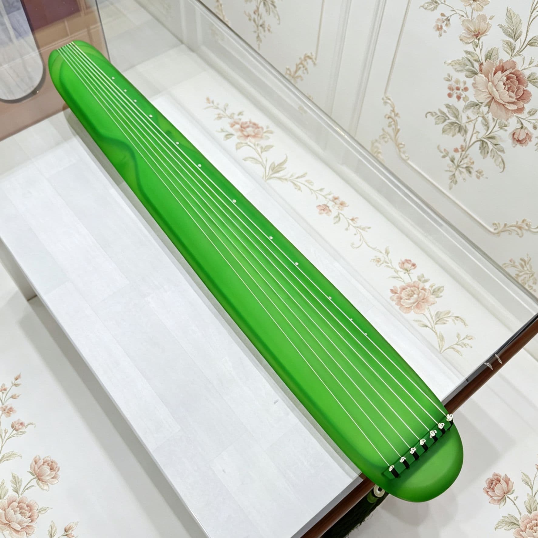 Cross-border supply acrylic knee guqin, chaotic-style acrylic guqin, direct from factory, portable, suitable for beginners