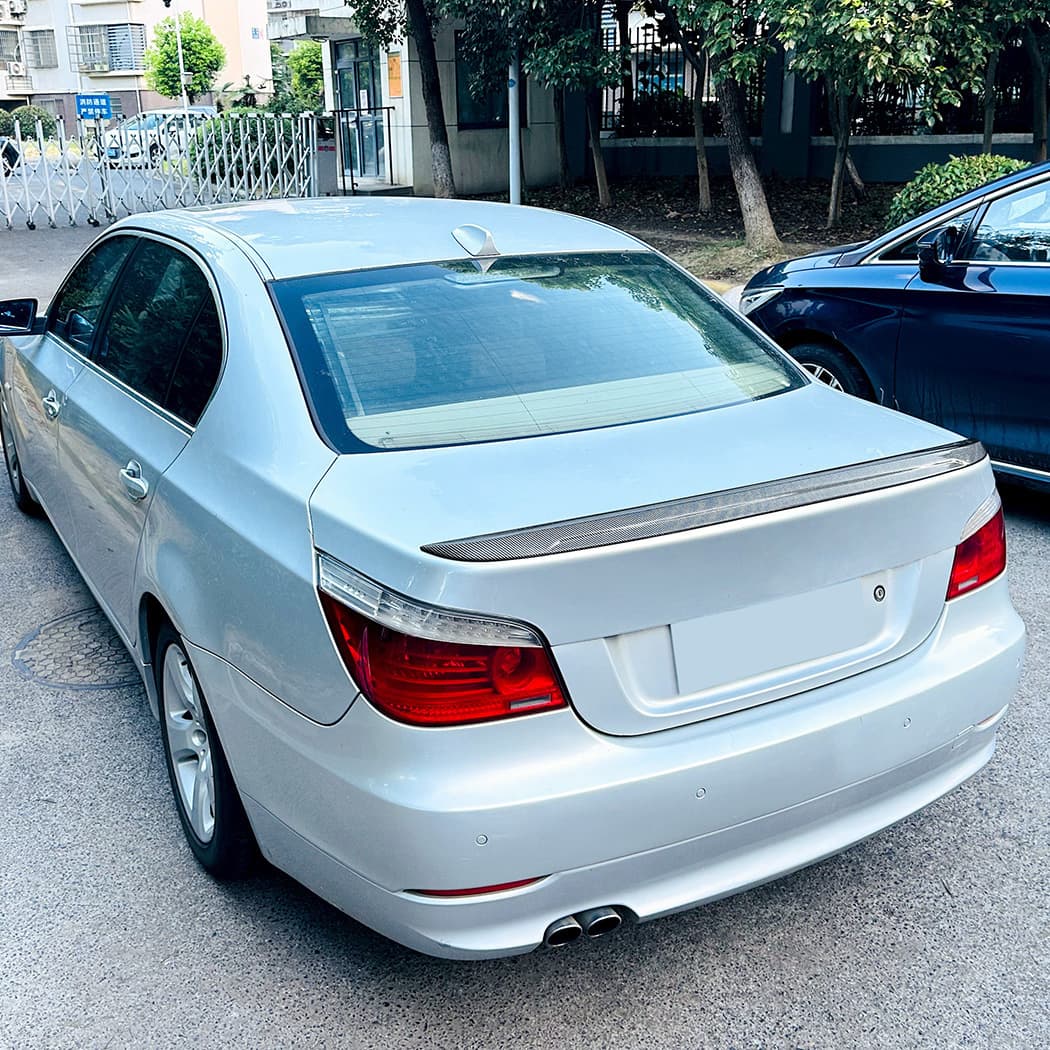 Compatible with BMW 5 Series BMW i5 E60 M5 04-10 Model Rear Spoiler Roof Spoiler Lip Exterior Modification Accessories