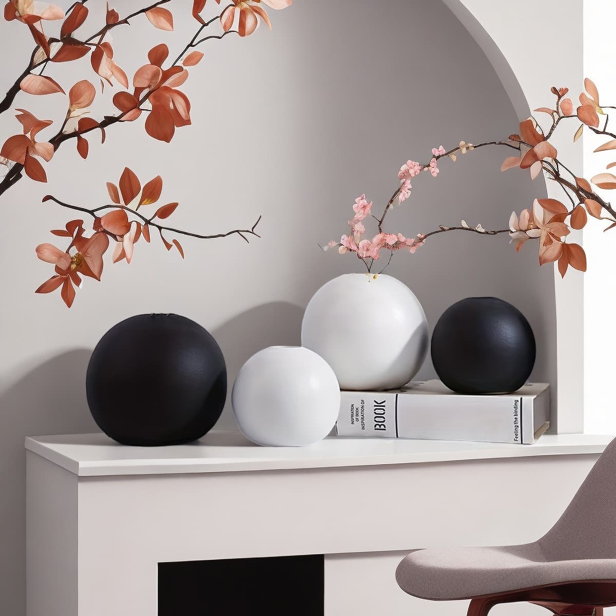 Nordic Black and White Round Ceramic Vase, Soft Decorative Art Piece, Modern Living Room Vase, Home Decor, Cross-border Vase
