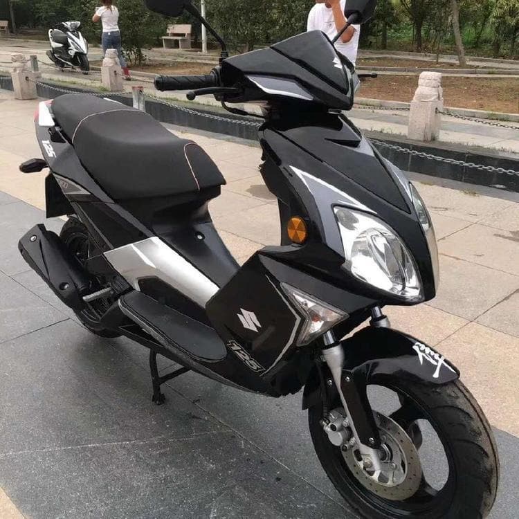 Negotiable Imported Suzuki Tianzhi 125CC Scooter Direct Supply from Source