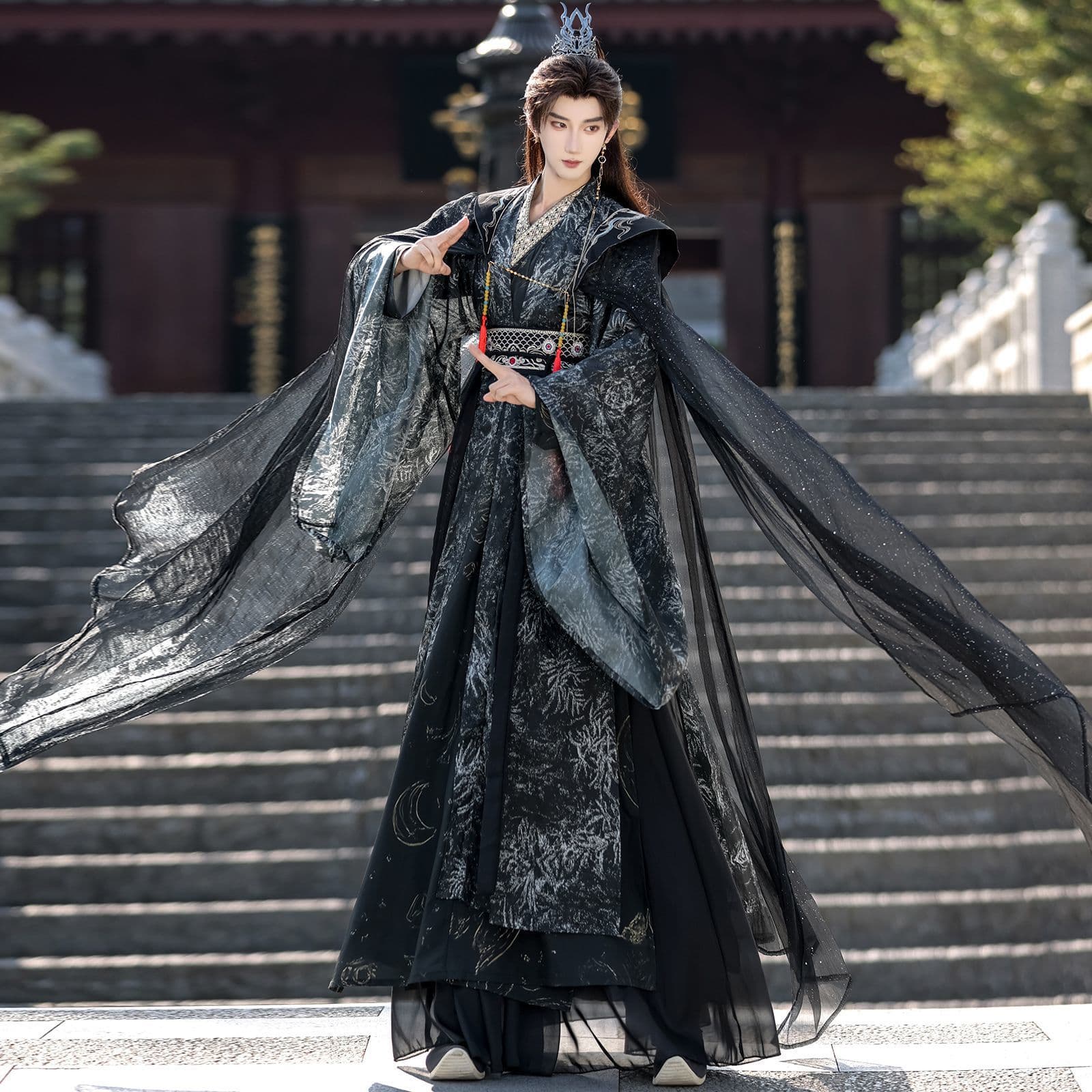 Original Hanfu unisex 2025 new Chinese style ethnic traditional attire film and TV fantasy style dark black robe ancient costume.