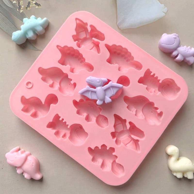 DIY 12-hole creative dinosaur candy chocolate jelly ice cube mousse baking cake making silicone mold