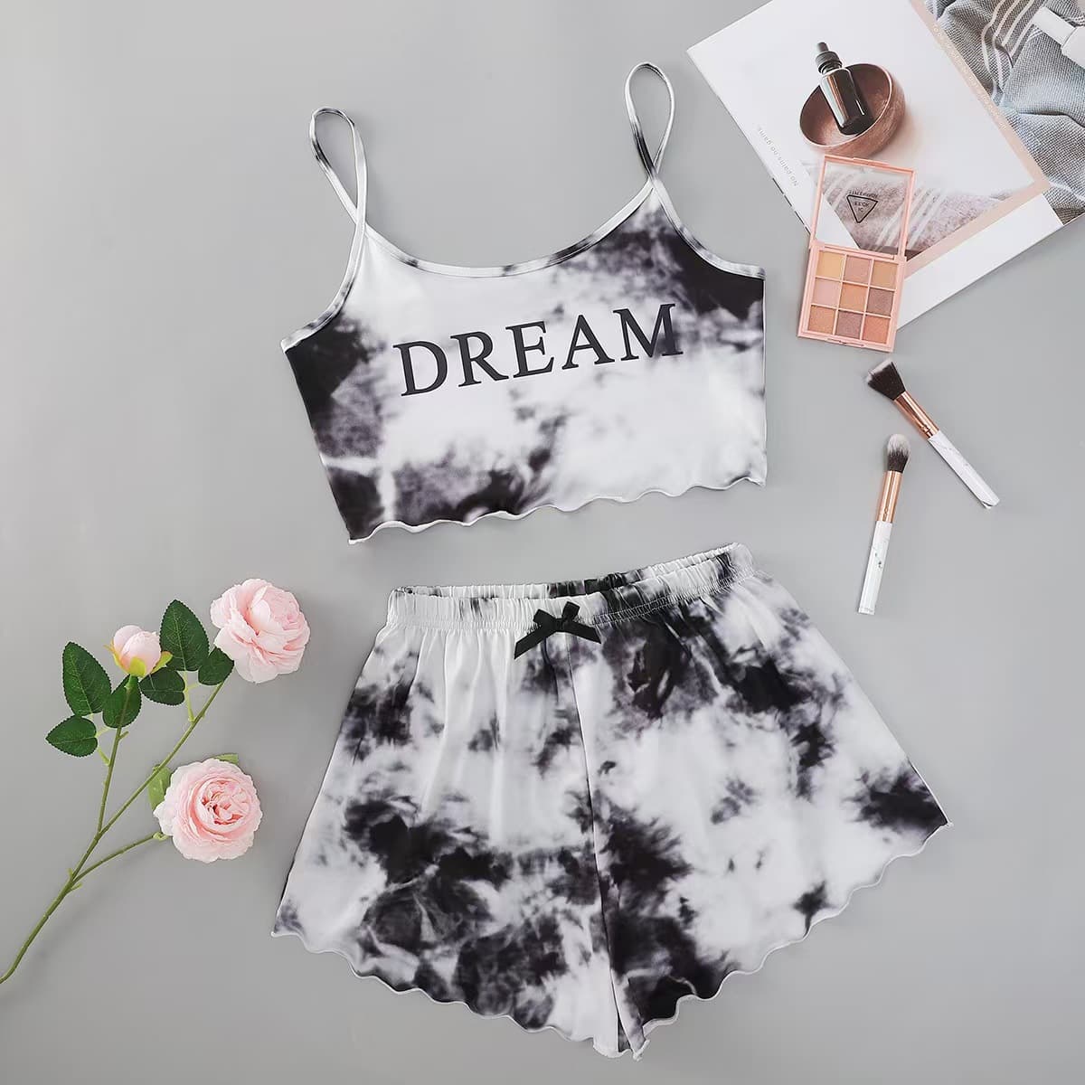 New Tie-Dye English Dream Printed Short-Sleeved Top and Tie-Dye Shorts Loungewear Set