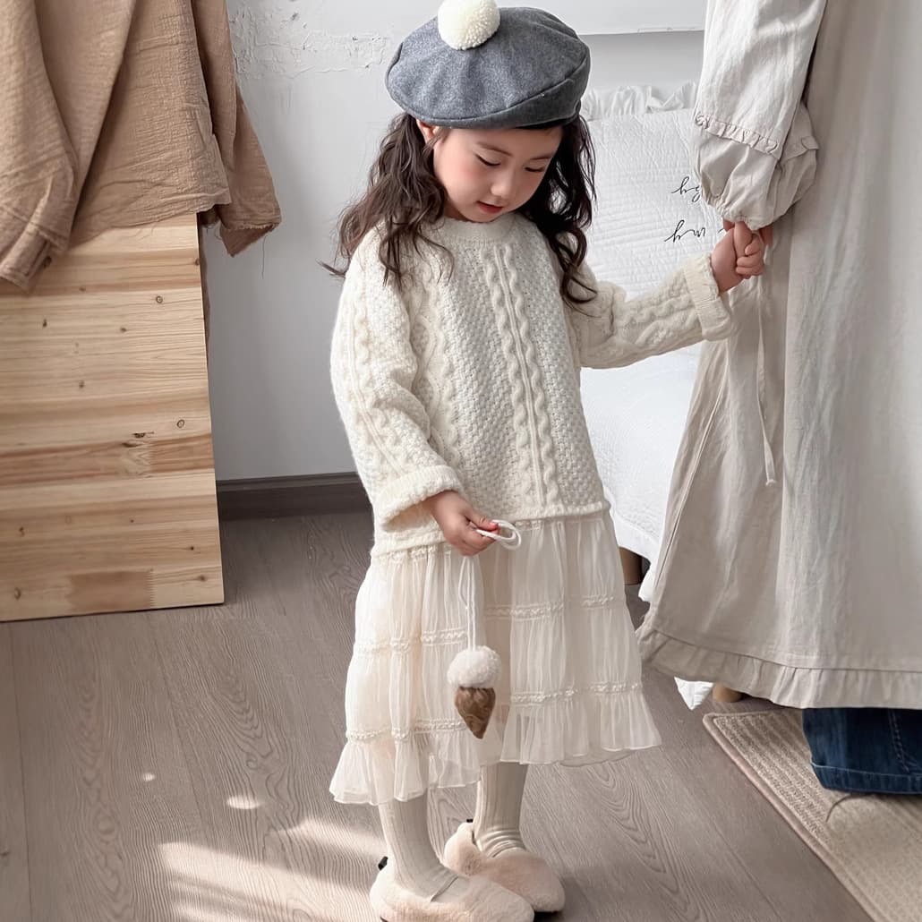 Autumn and Winter New Korean Style Children's Clothing, Girls' Sweater with Mesh Princess Dress, Baby Girl Knitted Dress, Stylish Dress