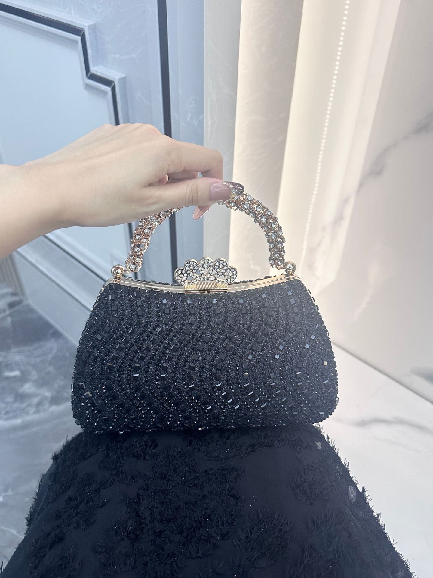 2025 New Luxury Women's Evening Banquet Bag, Light Luxury Rhinestone Handbag, Fashionable Versatile Crossbody Bag for Cross-border