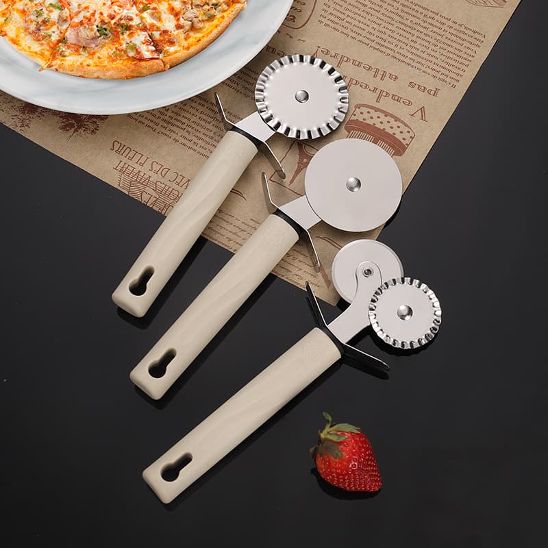Stainless steel roller pizza cutter single and double wheel pizza cutter pizza cutting hob pizza cheese baking gadget