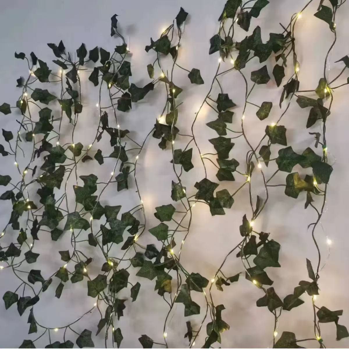 LED Plant Leaf String Lights with Flashing Green Vine Curtain Lights for Wedding Live Stream Background, Foreign Trade Wholesale