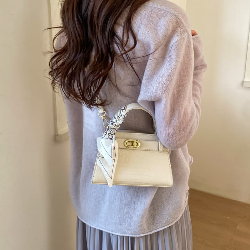 Premium Crocodile Texture Kelly Handbag for Women 2026 Summer New Casual Versatile Shoulder Crossbody Small Square Bag