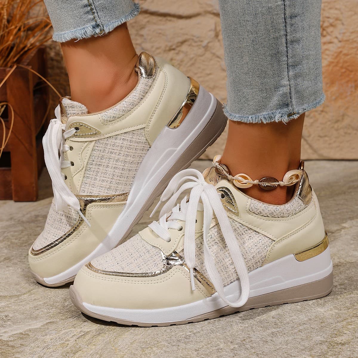 2026 European and American Plus Size Women's Retro Casual Shoes, New Spring/Autumn Flat Wedge Sneakers